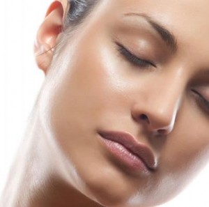 5 Tips to Control Oily Skin
